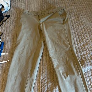 Lululemon slim fit commission pants 31x34 GREAT condition barely worn